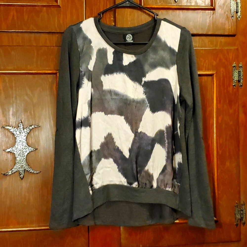 BNWOT Bobeau long sleeve light weight gray sweater sz M